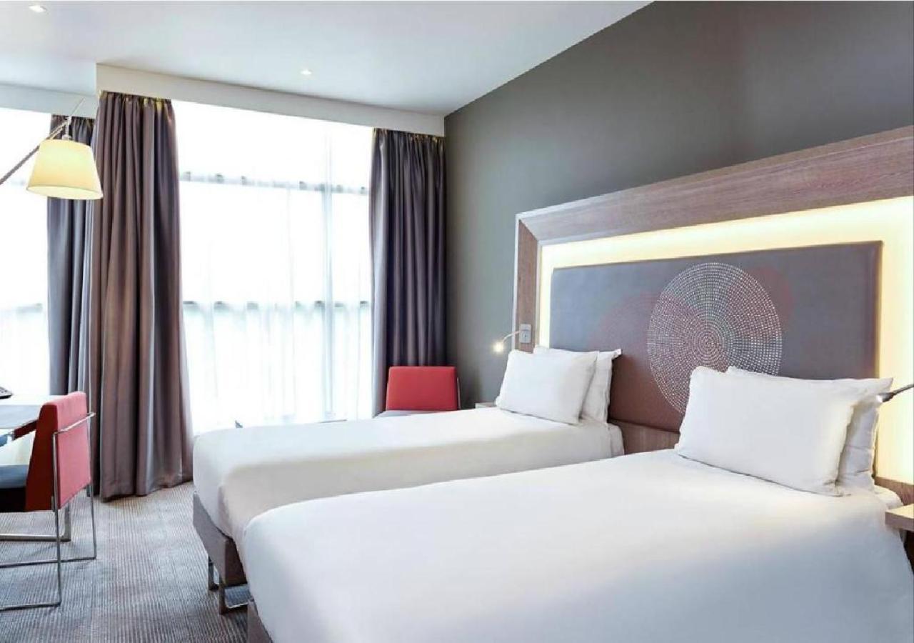 Novotel London Heathrow Airport T1 T2 And T3 Hayes  Extérieur photo